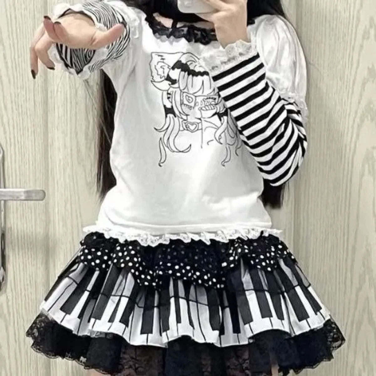 Gothic Lolita Piano Skirt – Polka Dot Lace Mini