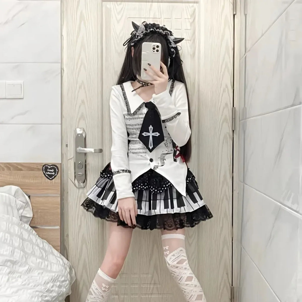 Gothic Lolita Piano Skirt – Polka Dot Lace Mini